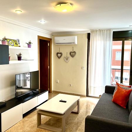Moderno Y Acogedor Apartamento Para 6 Personas Valenza Esterno foto