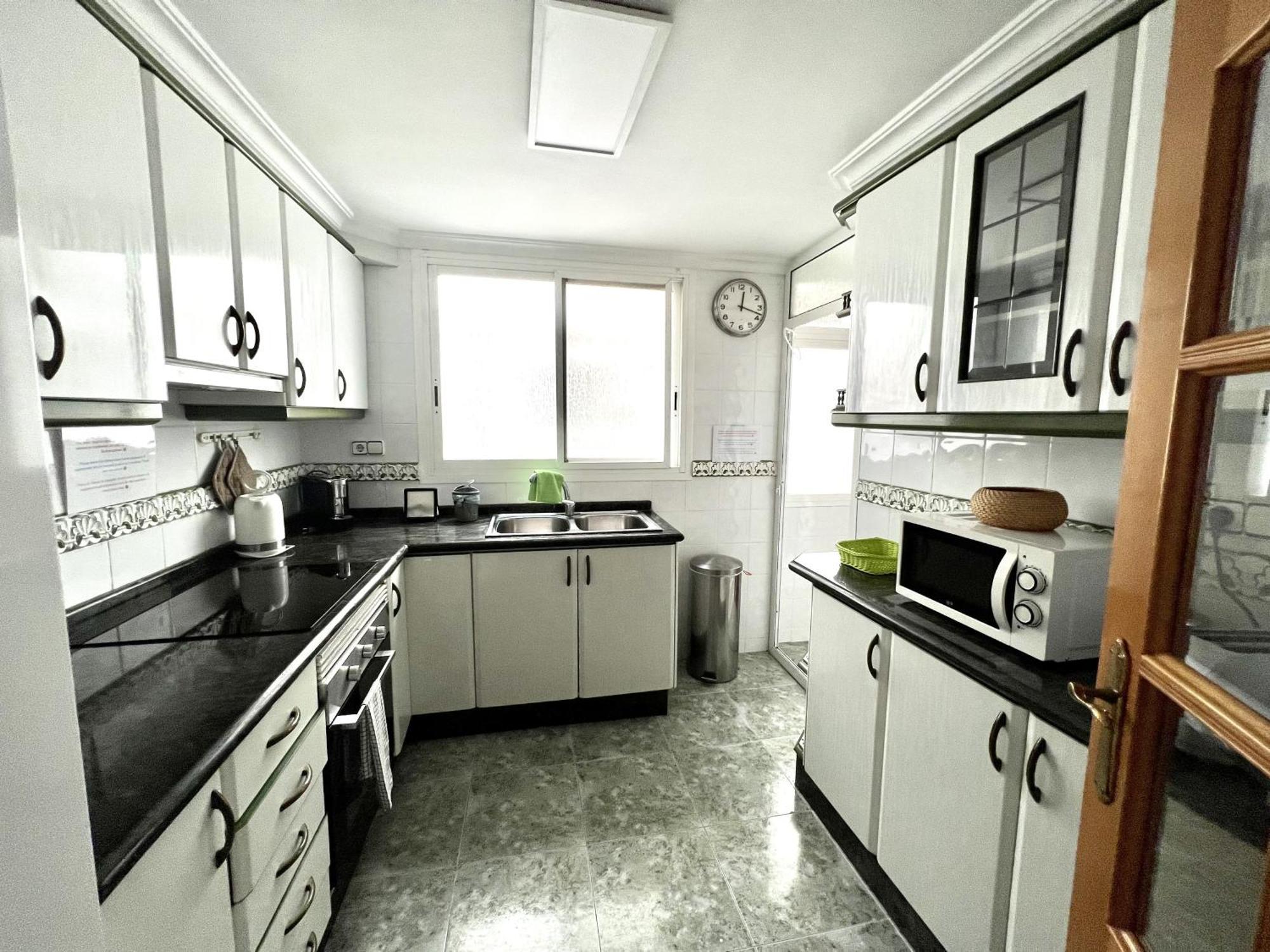 Moderno Y Acogedor Apartamento Para 6 Personas Valenza Esterno foto
