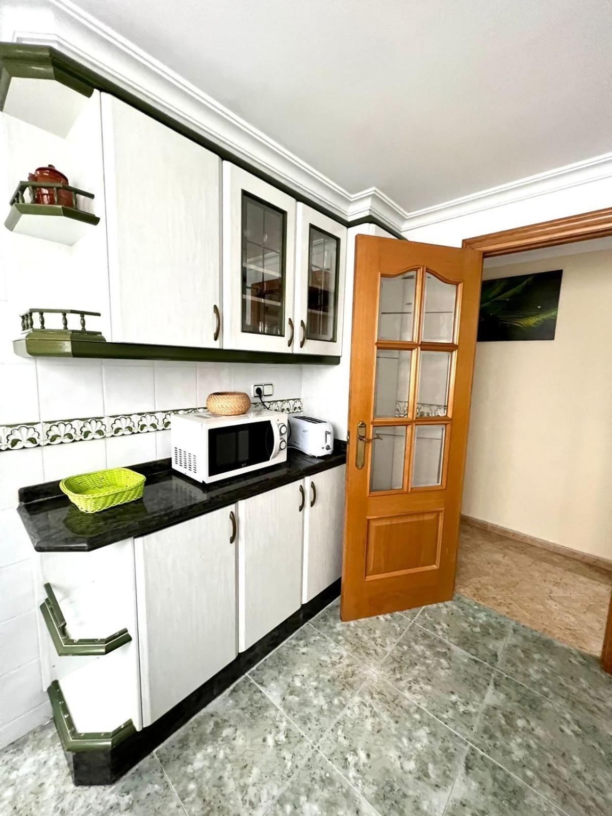 Moderno Y Acogedor Apartamento Para 6 Personas Valenza Esterno foto