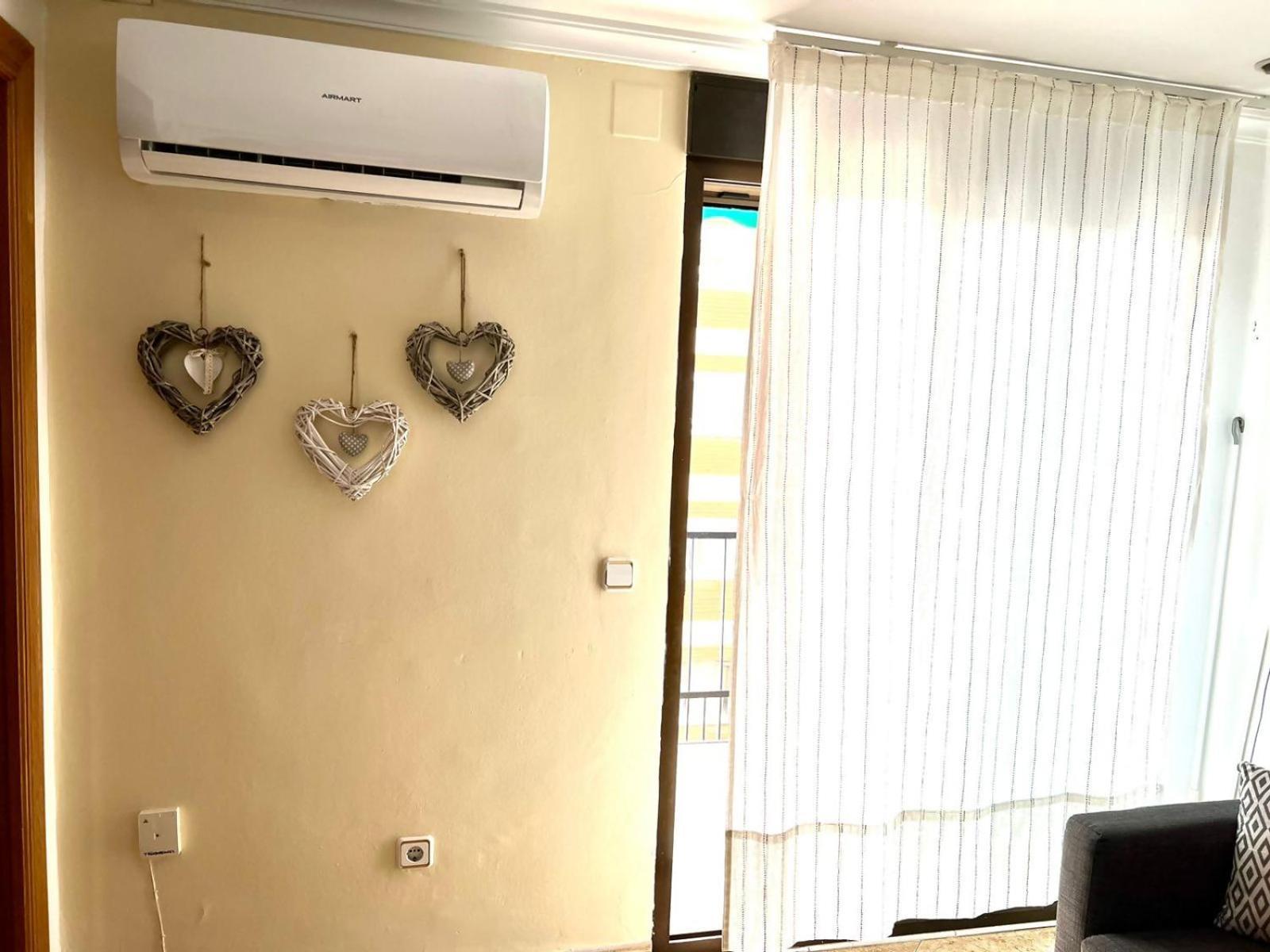 Moderno Y Acogedor Apartamento Para 6 Personas Valenza Esterno foto